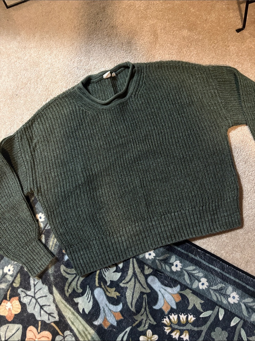 GAP Dark Green Ribbed Crewneck Sweater 100% Cotton